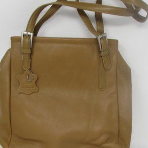 GIANI BERNINI WOMEN'S GENUINE LEATHER TAN TOTE SHOULDER BAG!